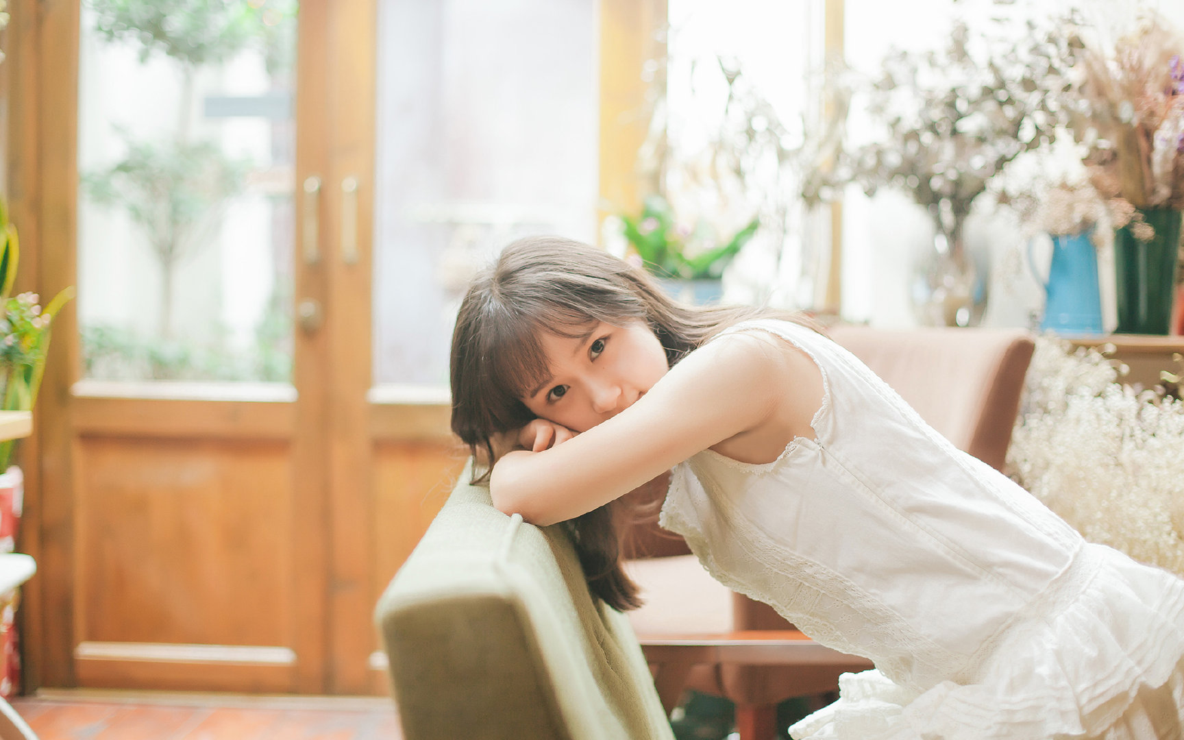 地理上的足球绞杀,物理上的赛道征服,一场跨越维度的双线接管