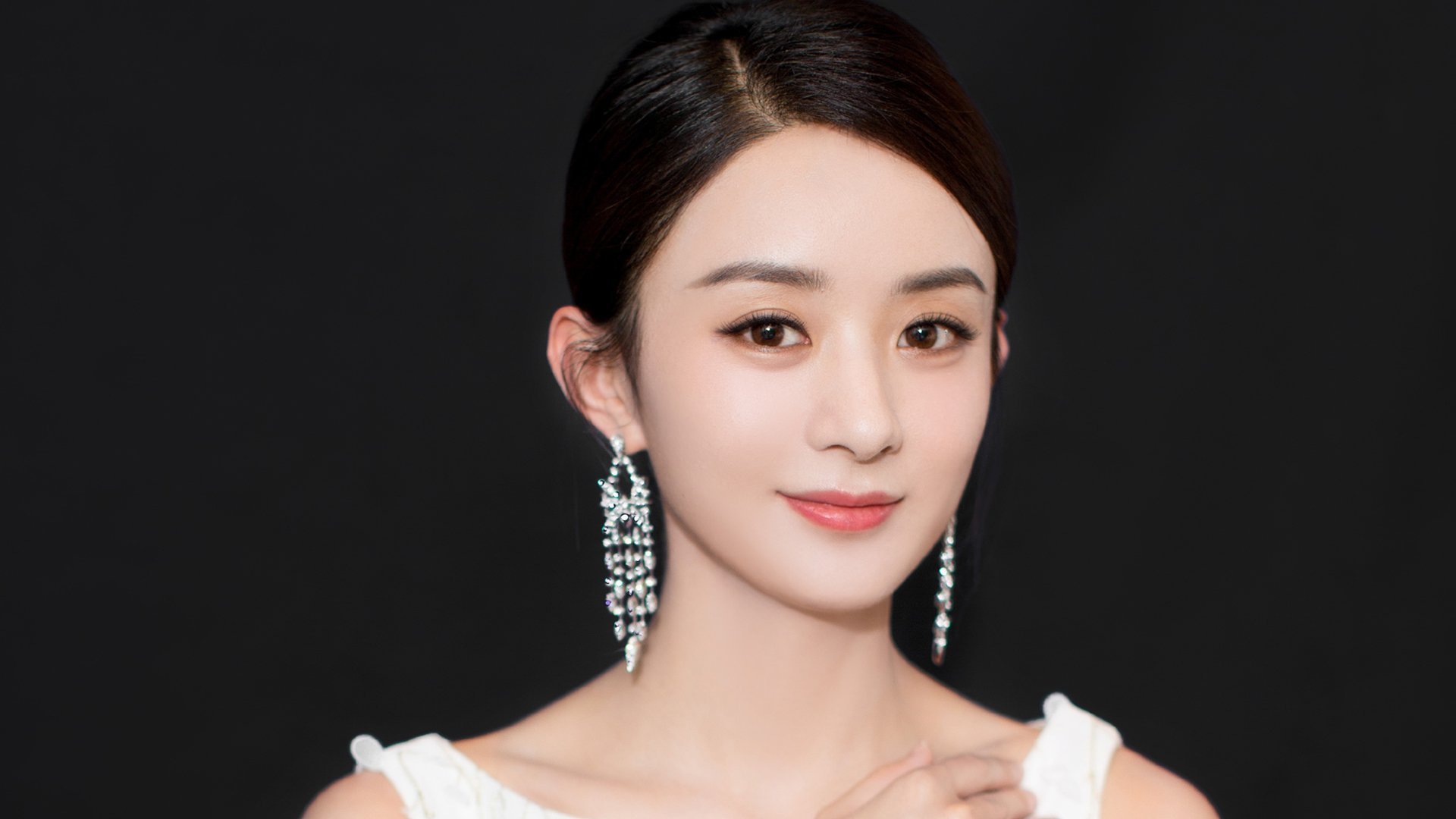 足球魔法降临雅典!哈兰德附体希腊前锋,一波带走厄瓜多尔