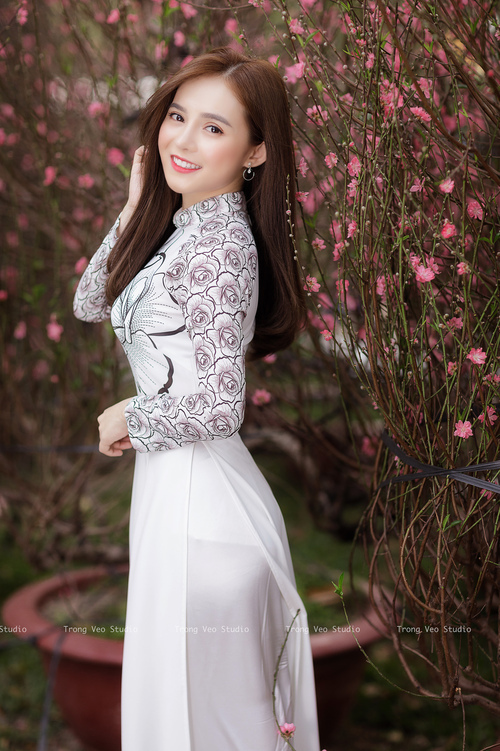 冰冷骑士与火焰之城，克罗地亚强势拿下毕尔巴鄂，阿克成为绝境英雄